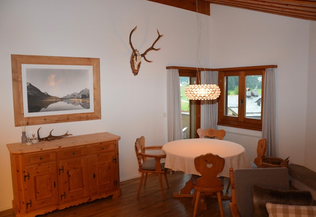 Gemütliches Wohnzimmer Ferienhaus Engadin